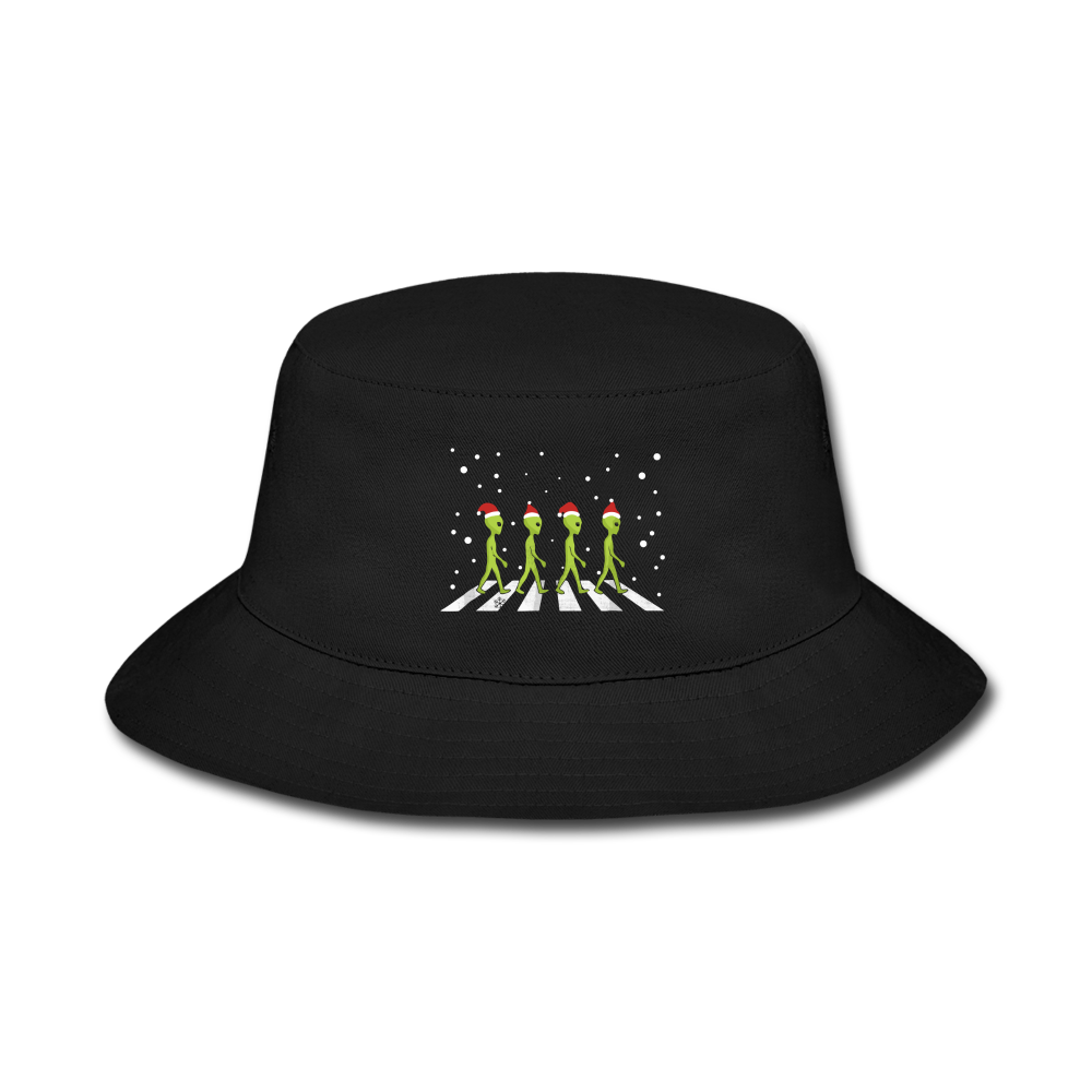 Aliens Crossing Street- Christmas - black