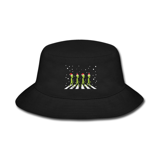 Aliens Crossing Street- Christmas - black
