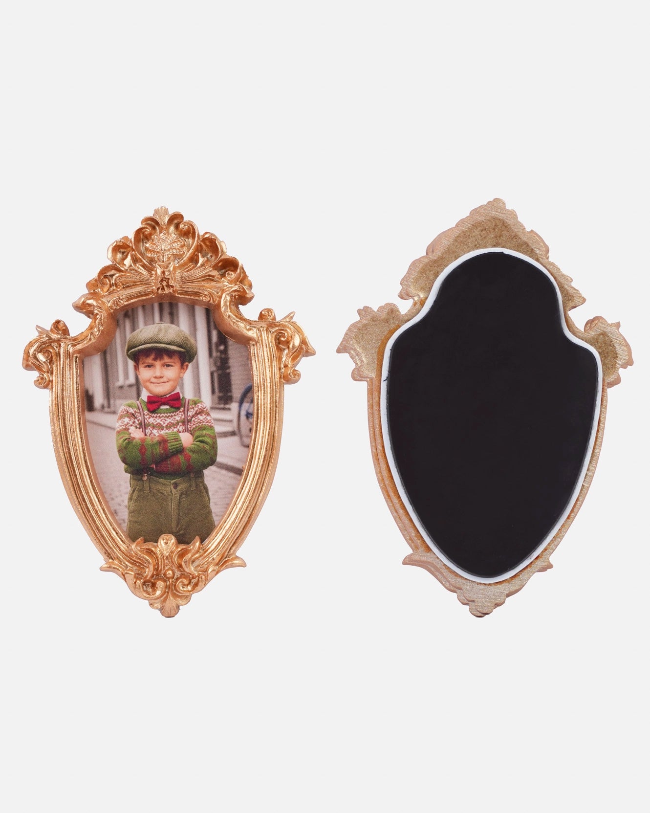 Custom Vintage-Style Photo Frame Magnet